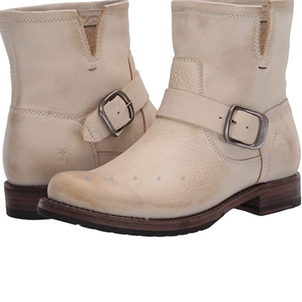 NIB Frye Veronica Beige Booties
